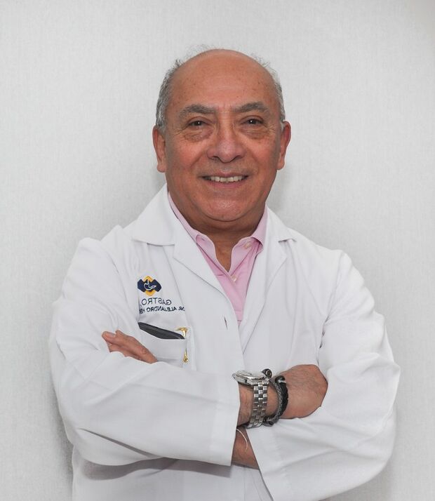 Médico Cardiólogo de la más alta categoría.  Ervin Estrada